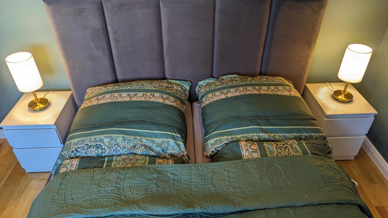 3 Rooms - Zimmervermietung Naehe Flughafen Ber - Gratis Wlan, Parken & Netflix Берлин Екстериор снимка