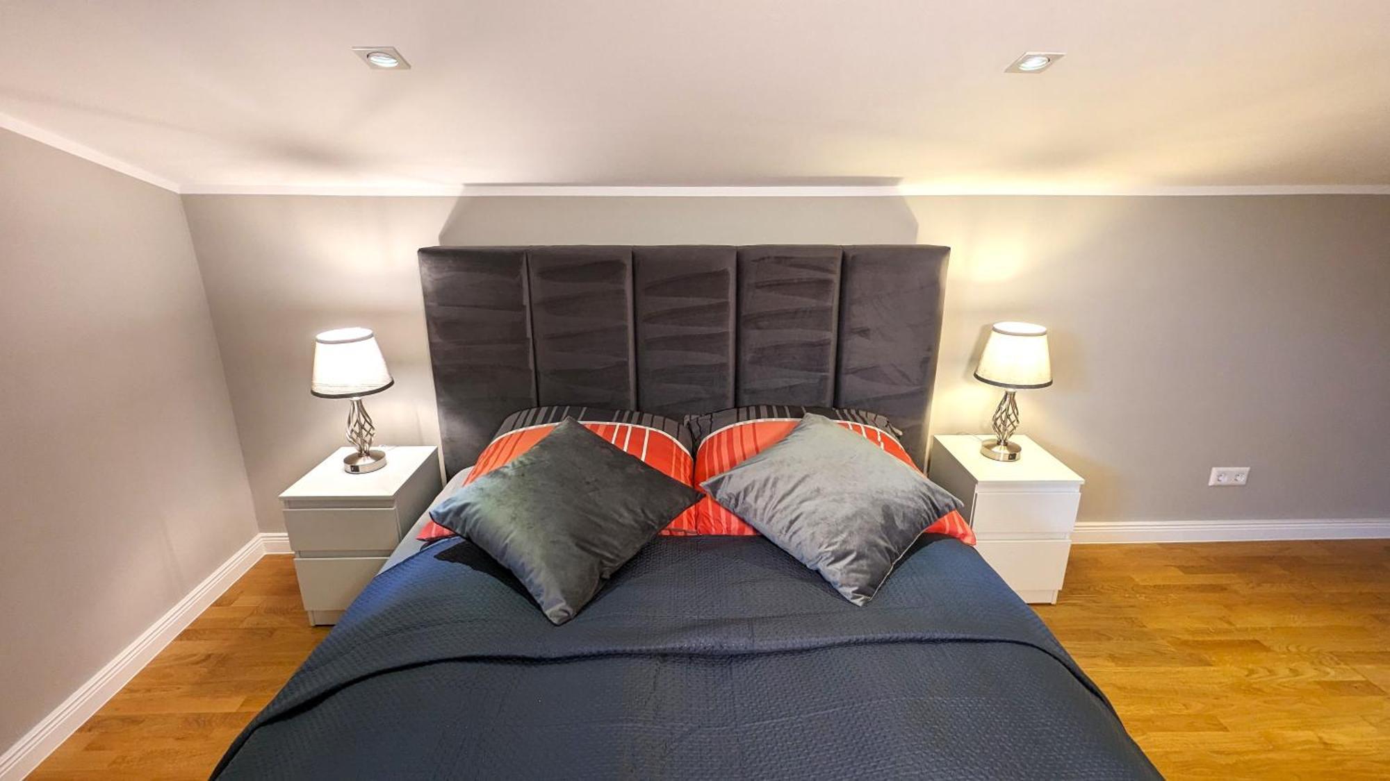3 Rooms - Zimmervermietung Naehe Flughafen Ber - Gratis Wlan, Parken & Netflix Берлин Екстериор снимка